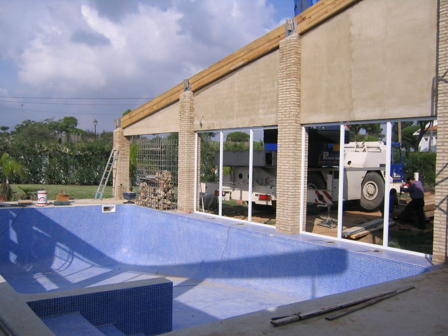 PROYECTO DE PISCINA CUBIERTA EN VIVIENDA UNIFAMILIAR