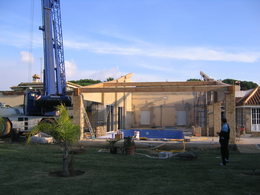 PROYECTO DE PISCINA CUBIERTA EN VIVIENDA UNIFAMILIAR