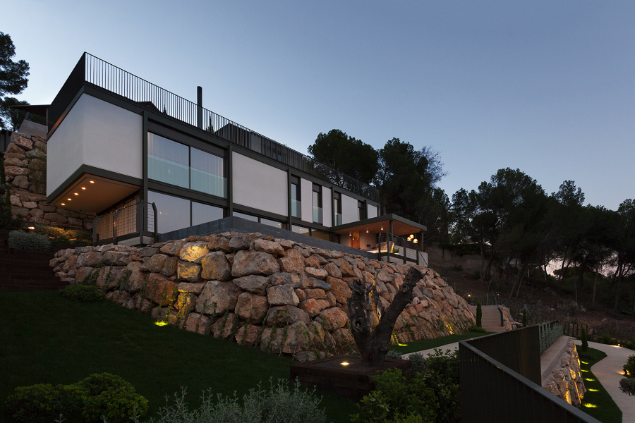 Proyecto de vivienda unifamiliar aislada CASA EL BOSQUE 161. Valencia