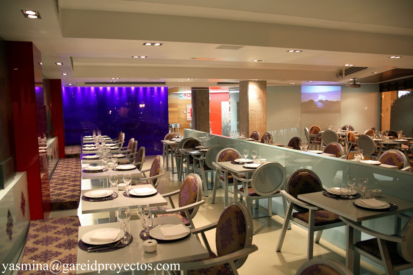 Proyecto y Dirección de Obra de reforma integral, actividad y diseño de muebles del restaurante “La Gran Muralla”, (Plaza Porta de la Mar), Valencia.