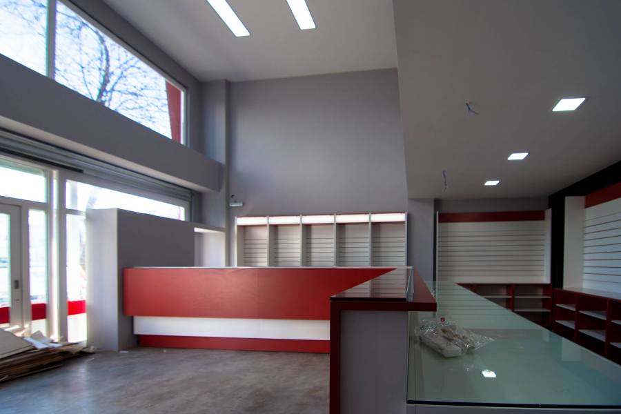 Proyecto y dirección Local comercial