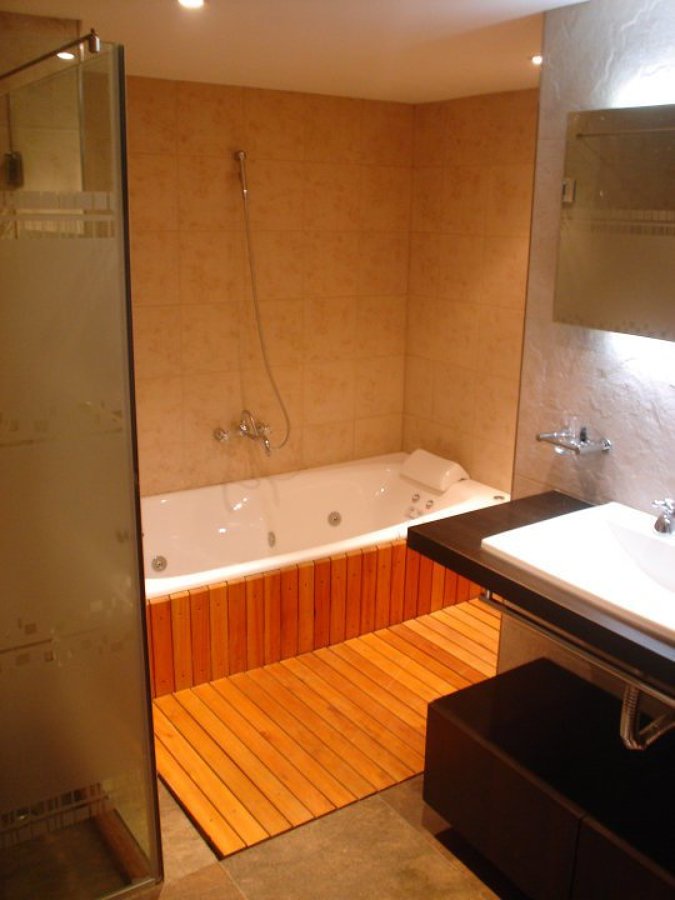 Proyecto y dirección reforma baño.