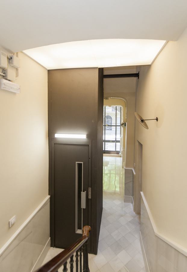 Proyecto y gestion de rehabilitación integral de vestíbulo