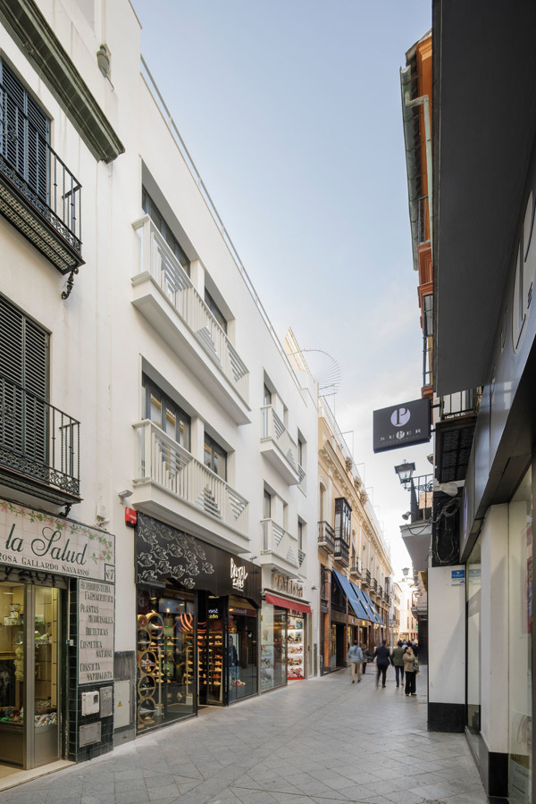Puente y Pellón 9. Sevilla.