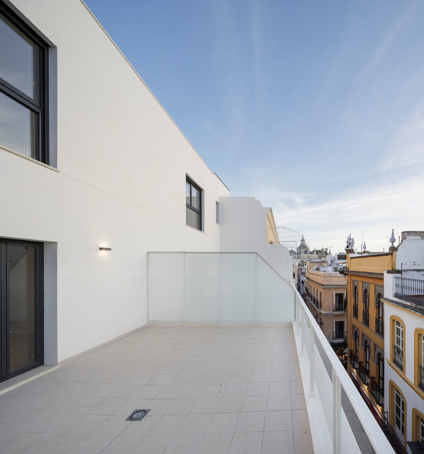 Puente y Pellón 9. Sevilla.