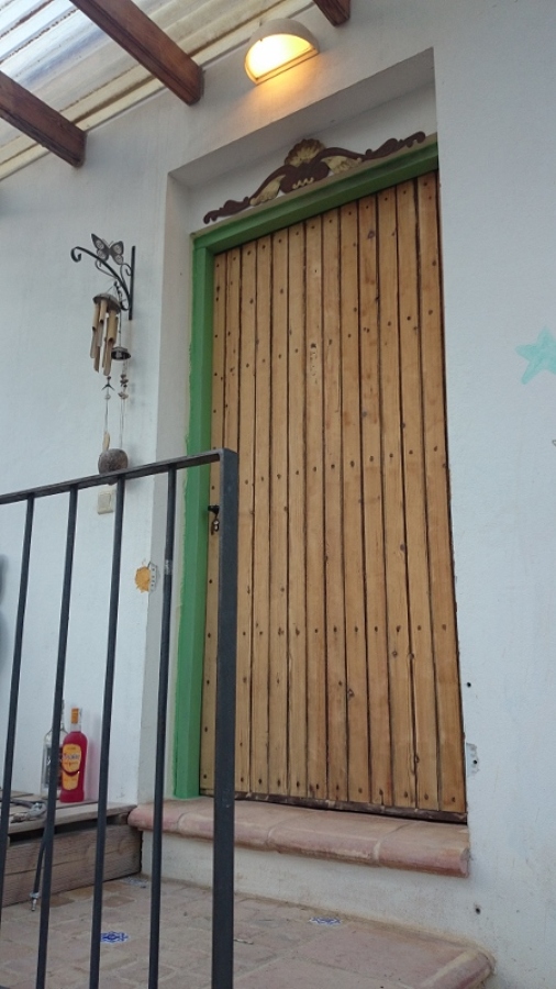 Puerta antes de la restauración