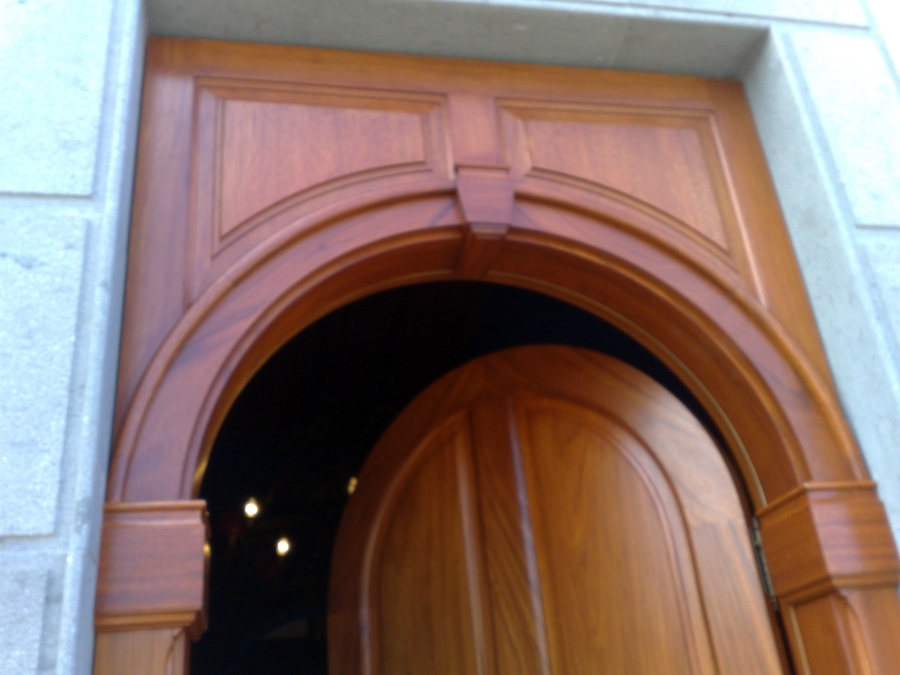 Puerta blindada de seguridad