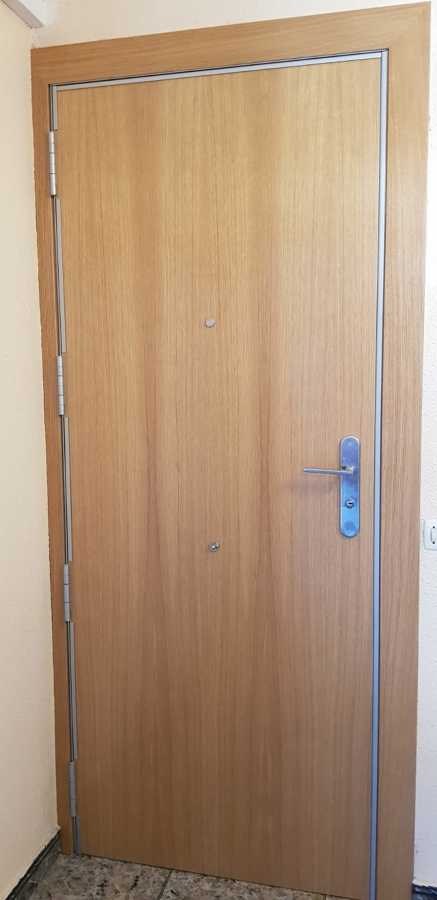 PUERTA BLINDADA INTERIOR