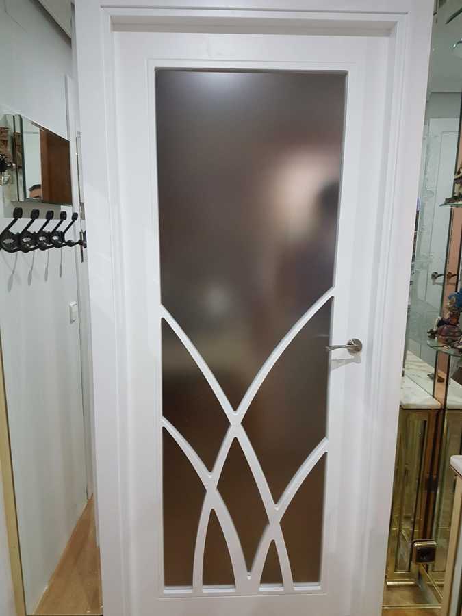 Puerta con cristal
