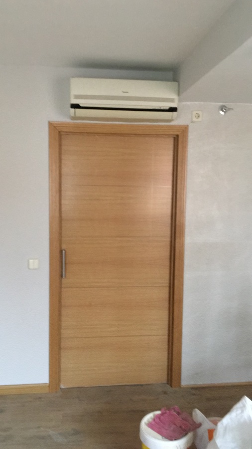 PUERTA CORREDERA 93 CMS