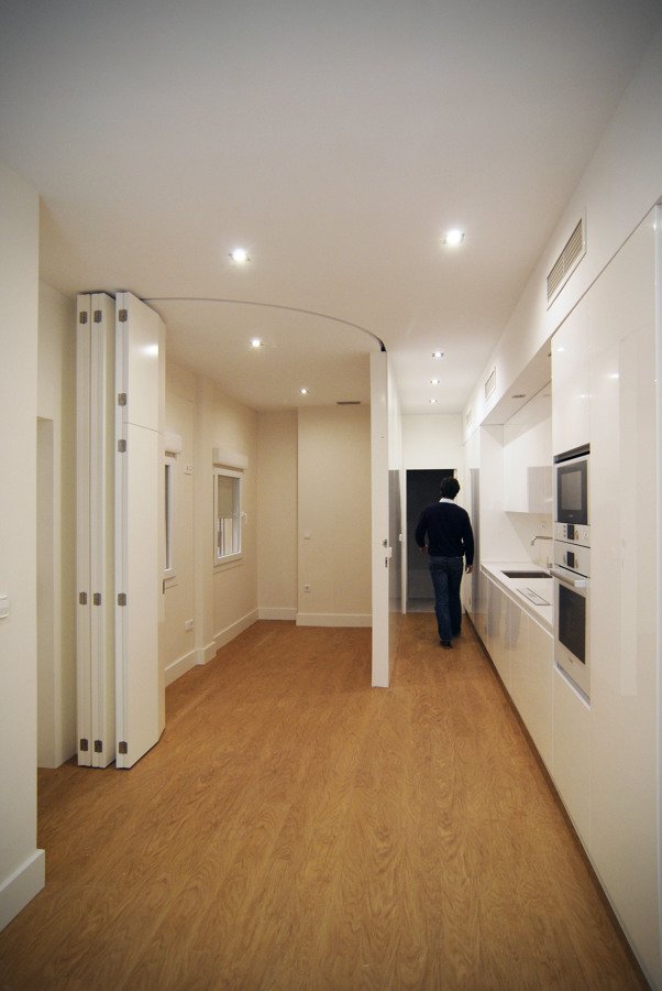 Puerta corredera curva