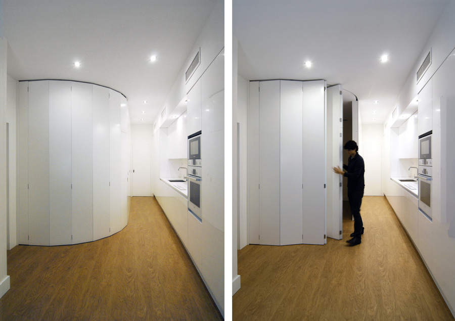 Puerta corredera curva.