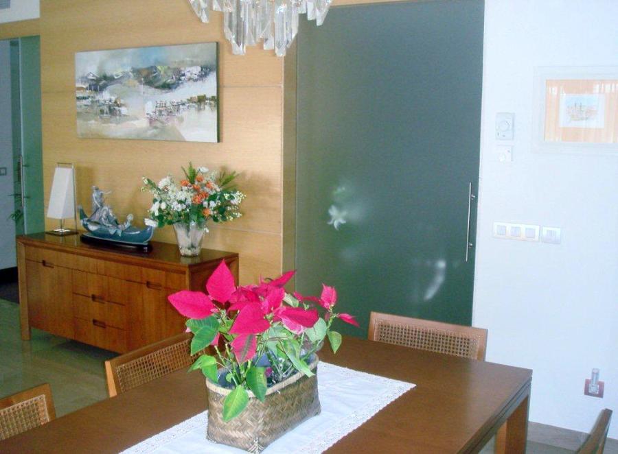 Puerta Corredera en Cristal