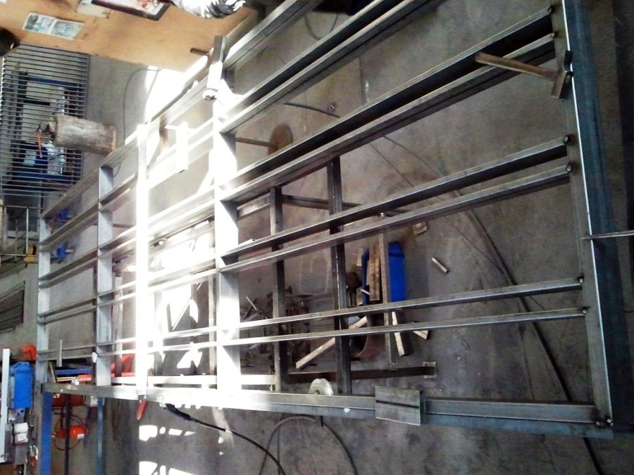 Puerta corredera mecanizada