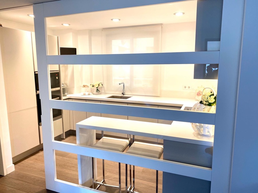 Puerta corredera separatoria