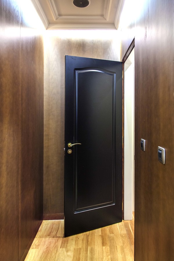 PUERTA DE DORMITORIO