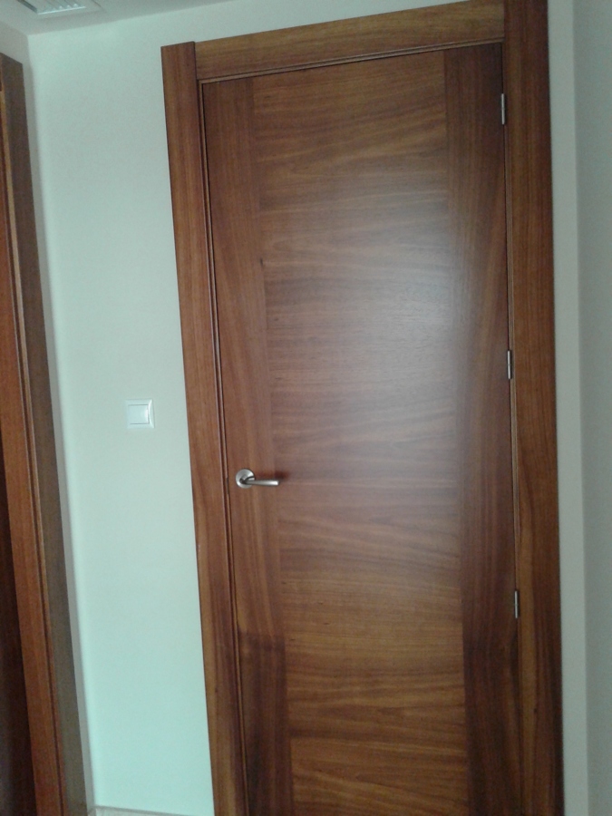 puerta de paso con jambeado