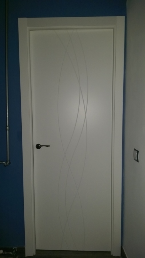 Puerta de paso - lacada en blanco