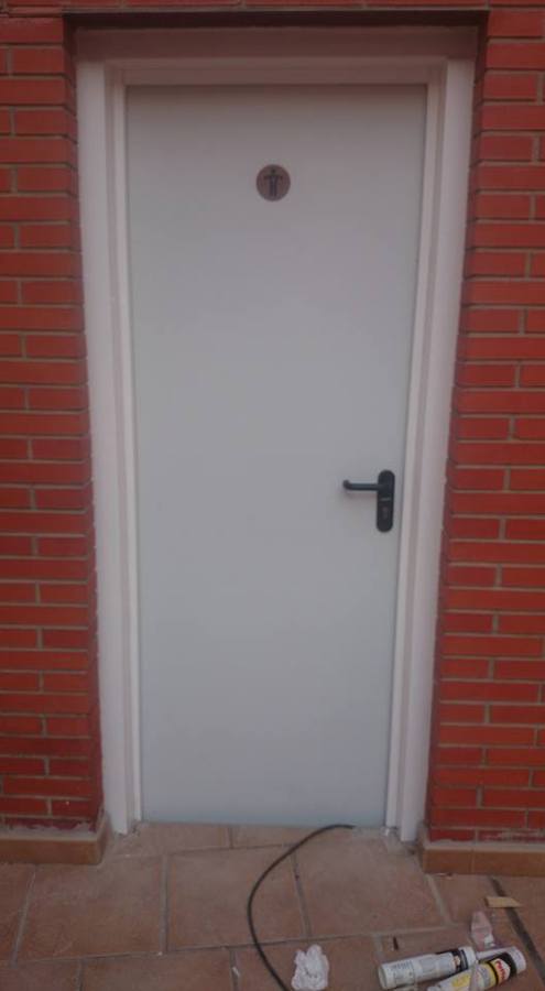 Puerta de servicios de comunidad