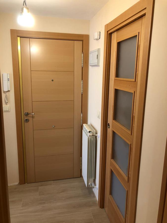 Puerta entrada y puerta paso a juego