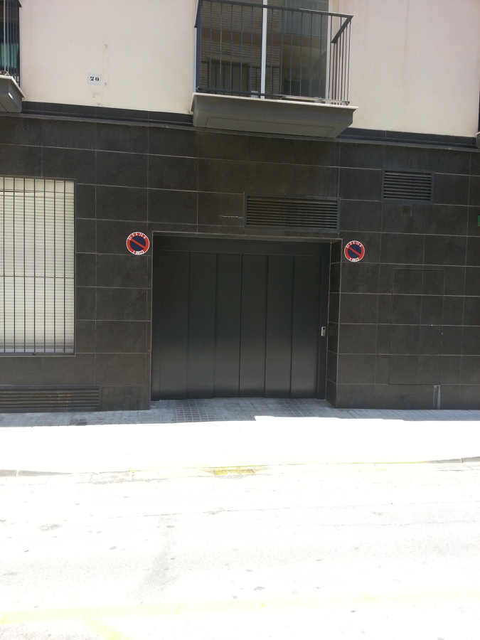 PUERTA GARAJE