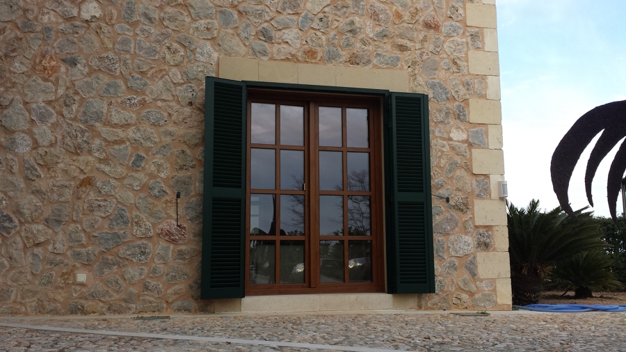 Puerta PVC en color Roble Dorado