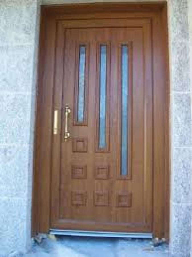 Puerta PVC madera