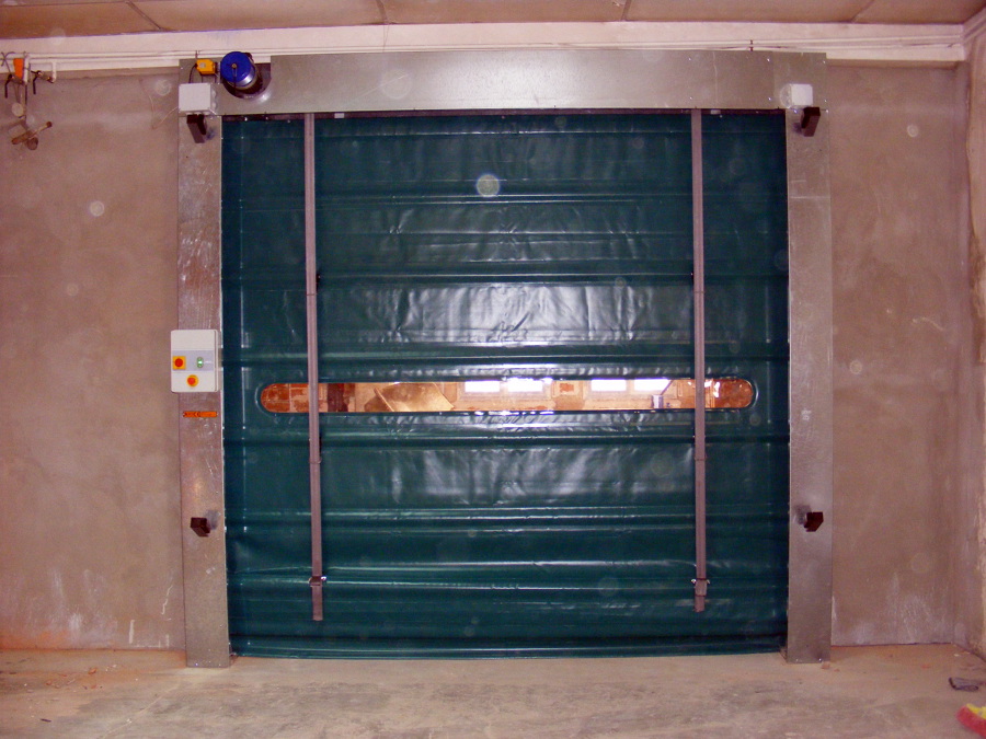 Puerta rápida de lona