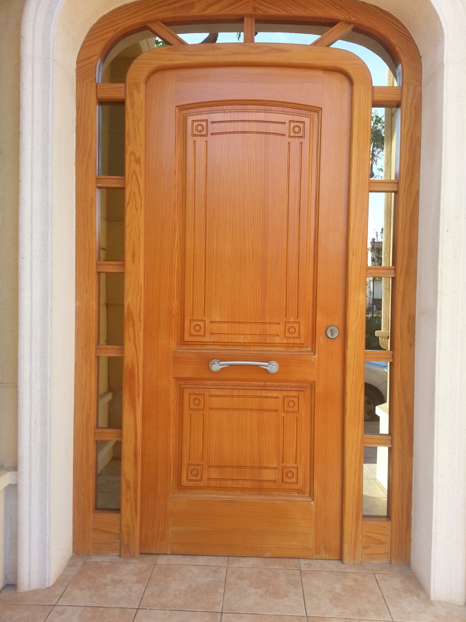 PUERTA VIVIENDA PARTICULAR