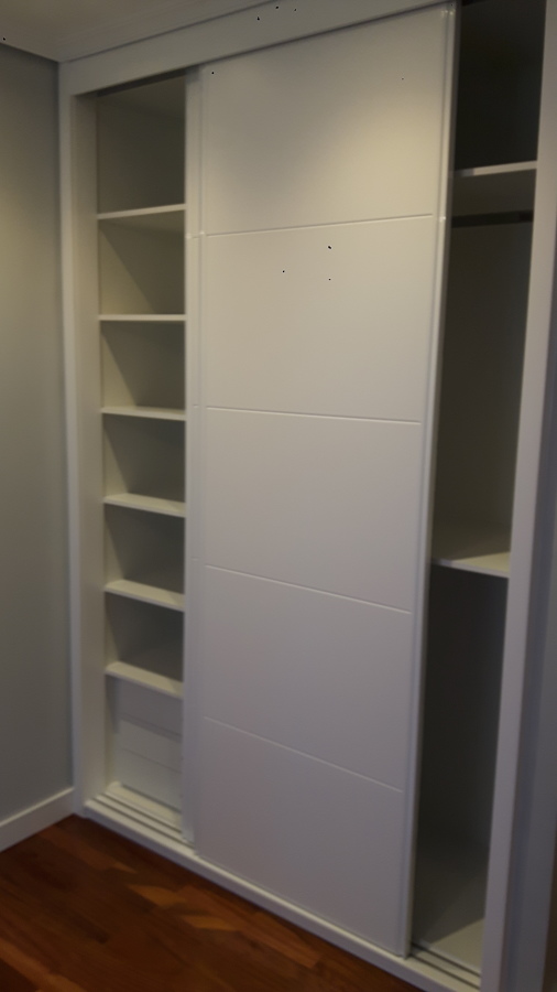 Puertas al ptro lado