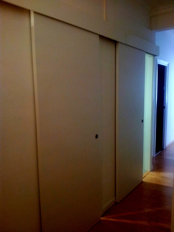 puertas correderas que aprovechan el espacio útil