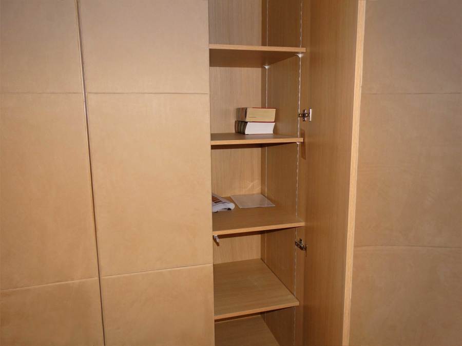 Puertas de armario tapizadas