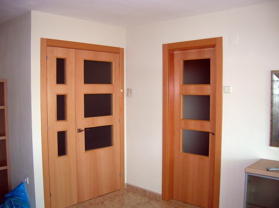 puertas económicas.