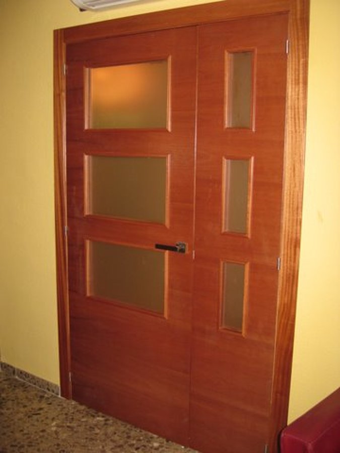 PUERTAS SAPELLY