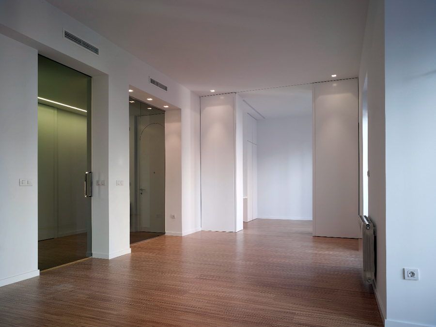 Puertas separación estudio abiertas