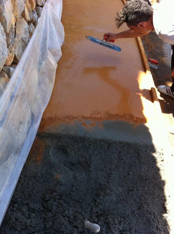 pulido del mortero colorante