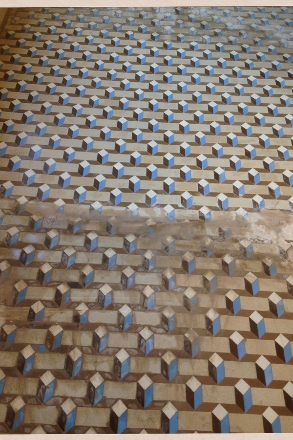 Pulido y apomazado de suelo hidráulico de nolla.