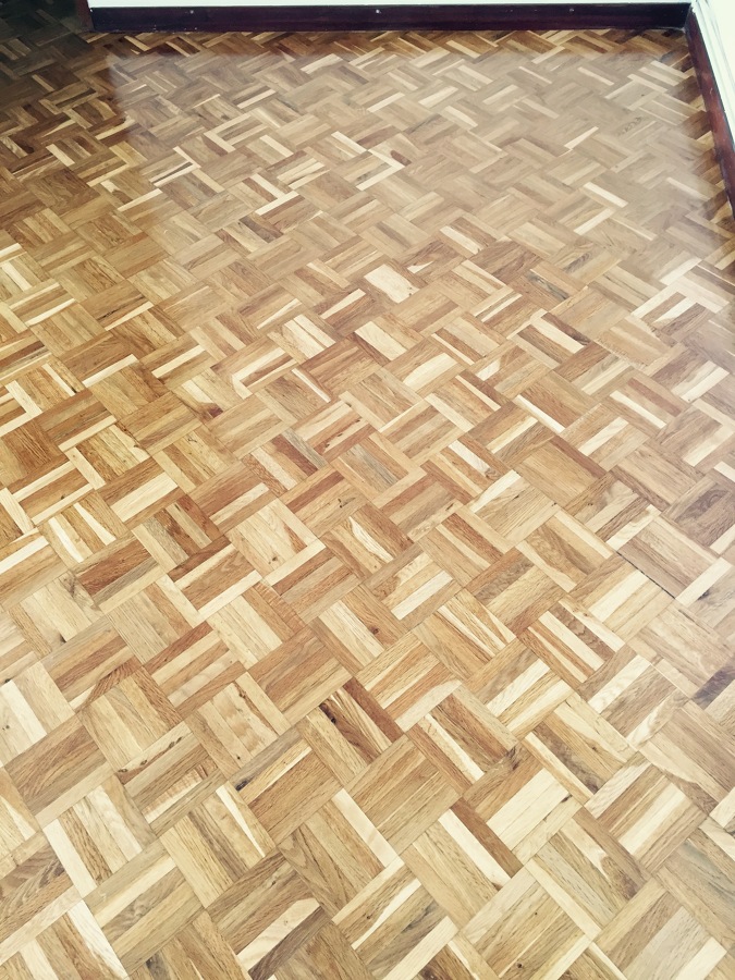 Pulido y Barnizado Parquet Roble