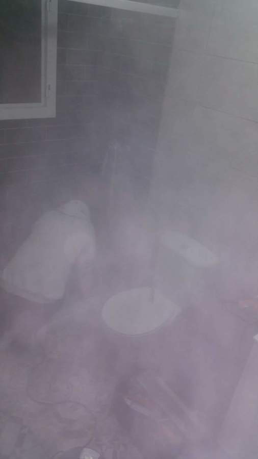 Quitar plato ducha con fuga de agua