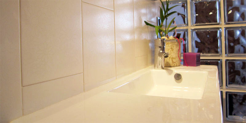 raddi ARQUITECTES. Reforma integral de baño y vestidor en Barcelona