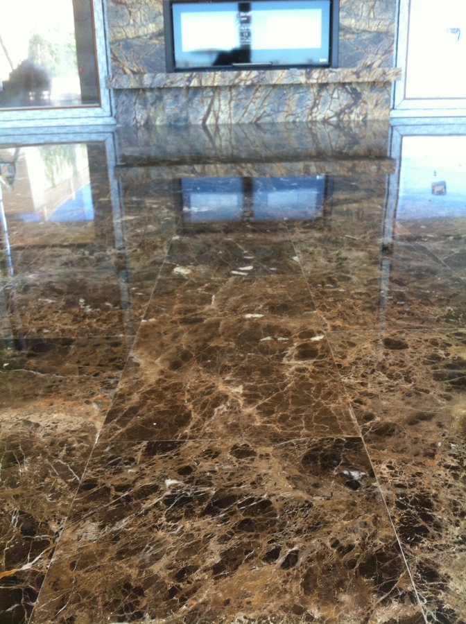 Rain Forest Green - Marrón Imperial