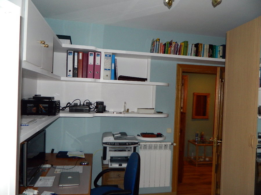 realizacion de mueble de escayola en oficina