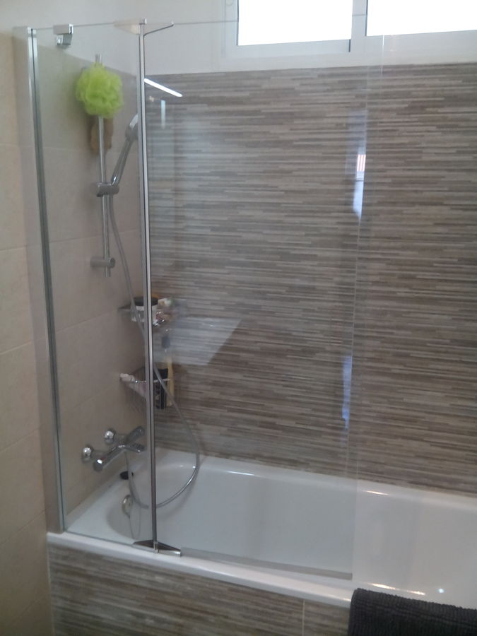 Realización de Reforma de baño principal, calle Bergamín