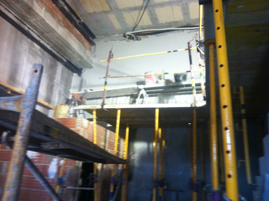 REALIZACIÓN DEYESOS EN LOCAL