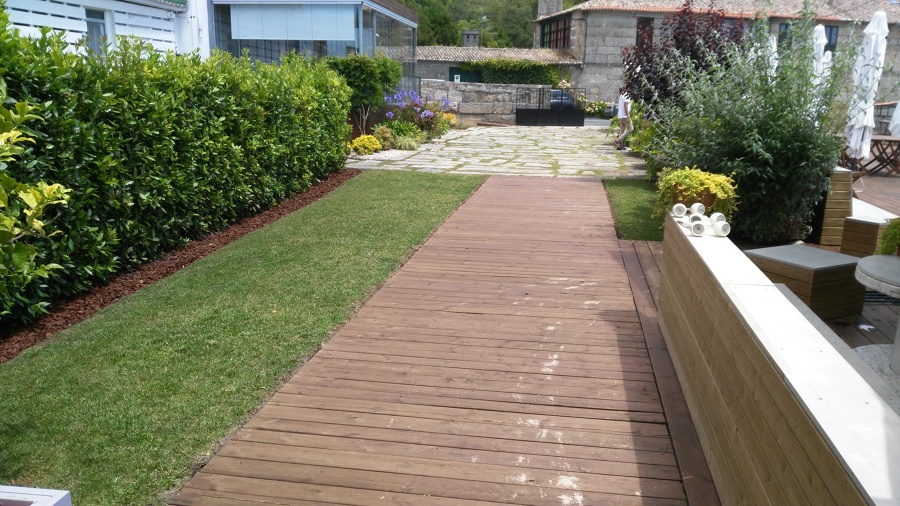Reemplazado de corteza de pino