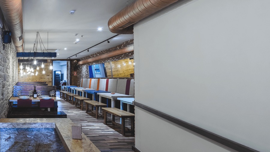 REFORMA A TABERNA DA CHORIMA - SANTIAGO DE COMPOSTELA