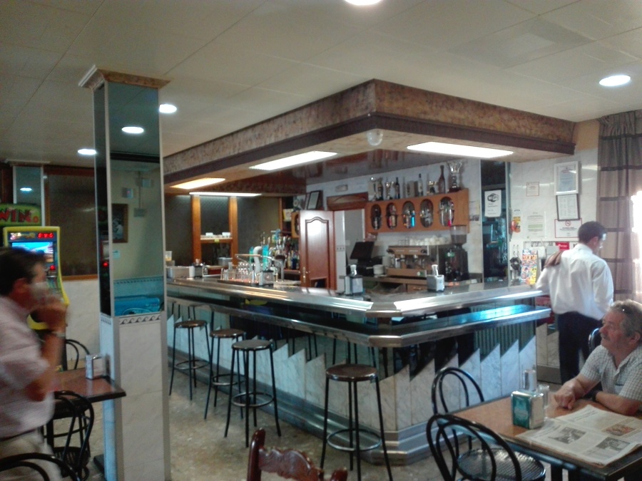 Reforma bar, cafetería Aguas Blanquillas