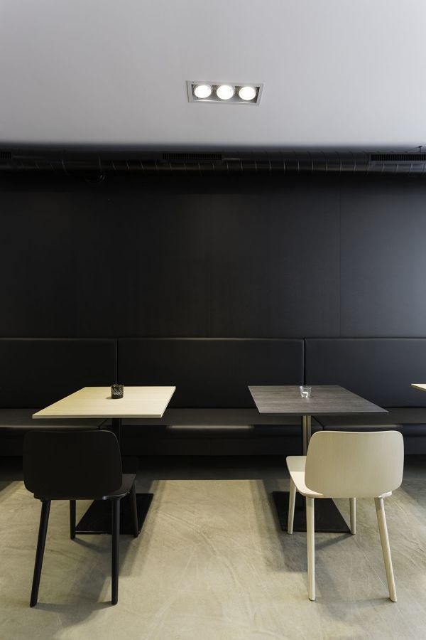 REFORMA BRINGANTIUM LOUNGE EN SANTA CRISTINA (OLEIROS)