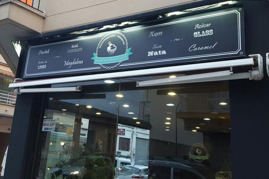 reforma cafetería mediterráneo premium para el programa cámbiame premium de telecinco