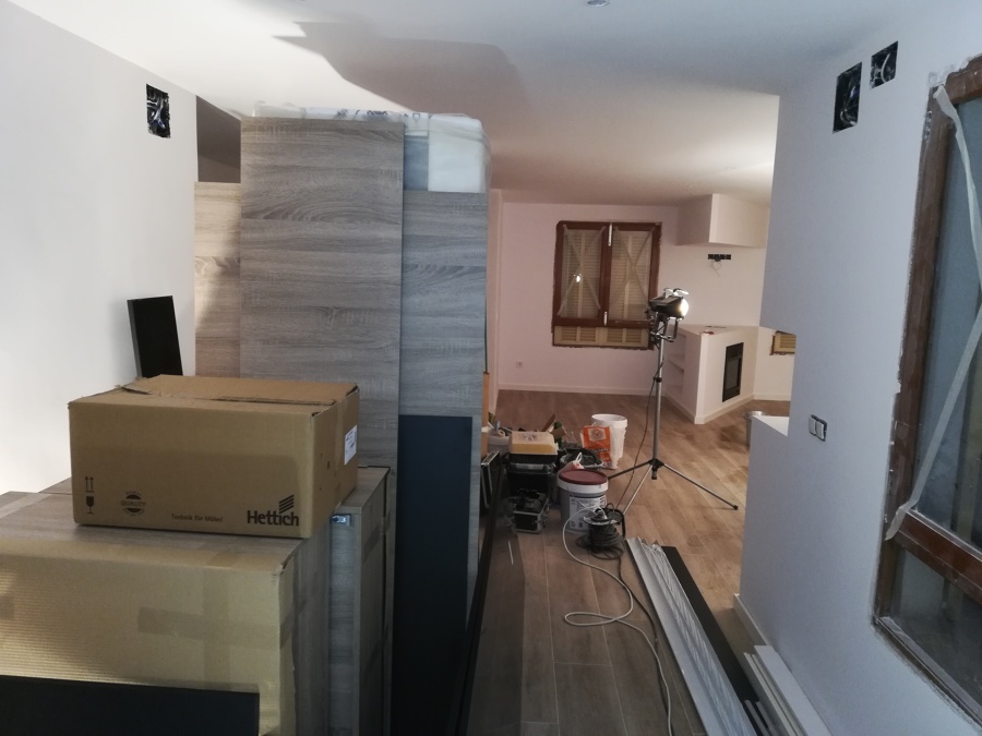 Reforma casi al terminar, faltan puertas, ventanas, cocina y terminaciones varias de Eletricidad